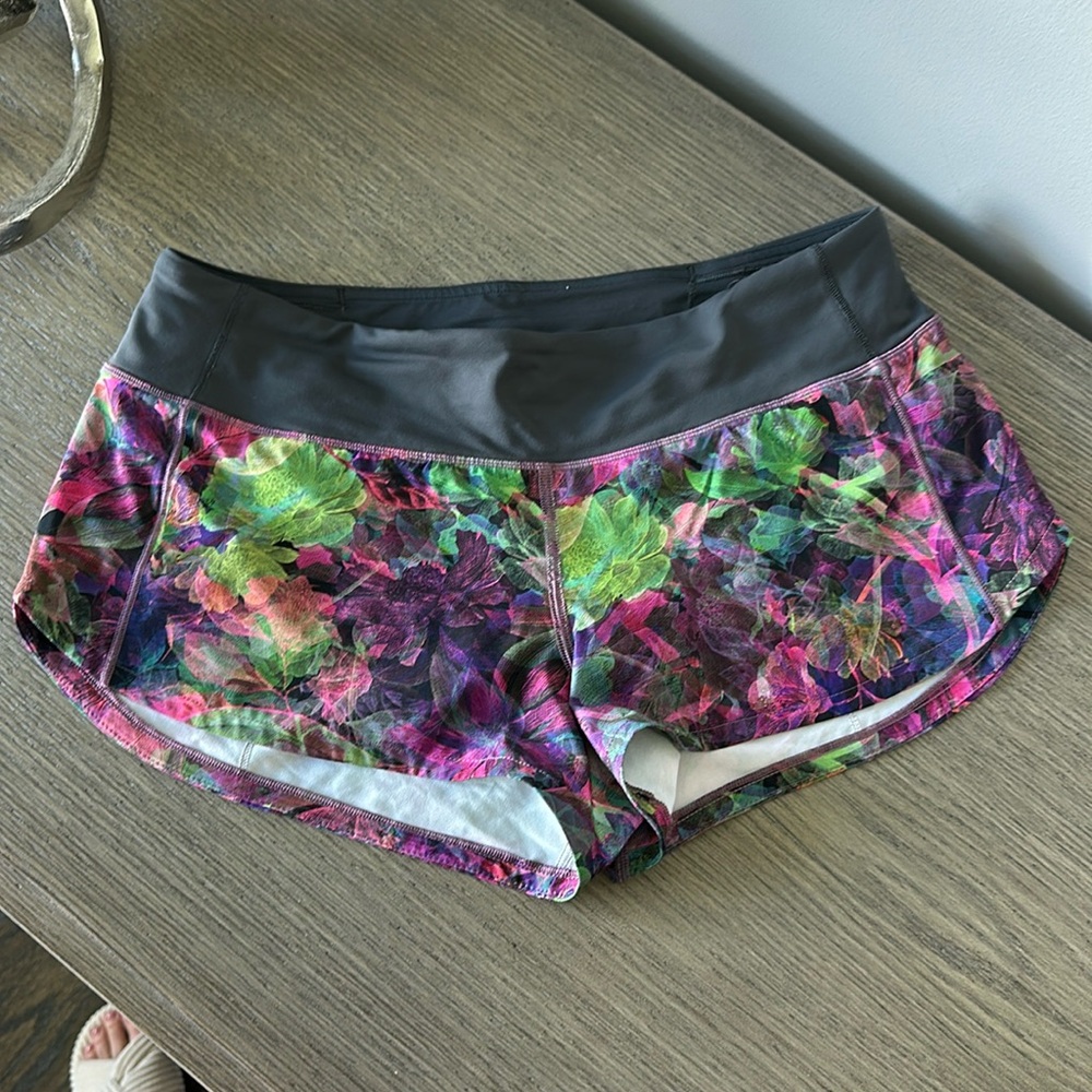 Lululemon women’s athletic shorts, size 6, like new.